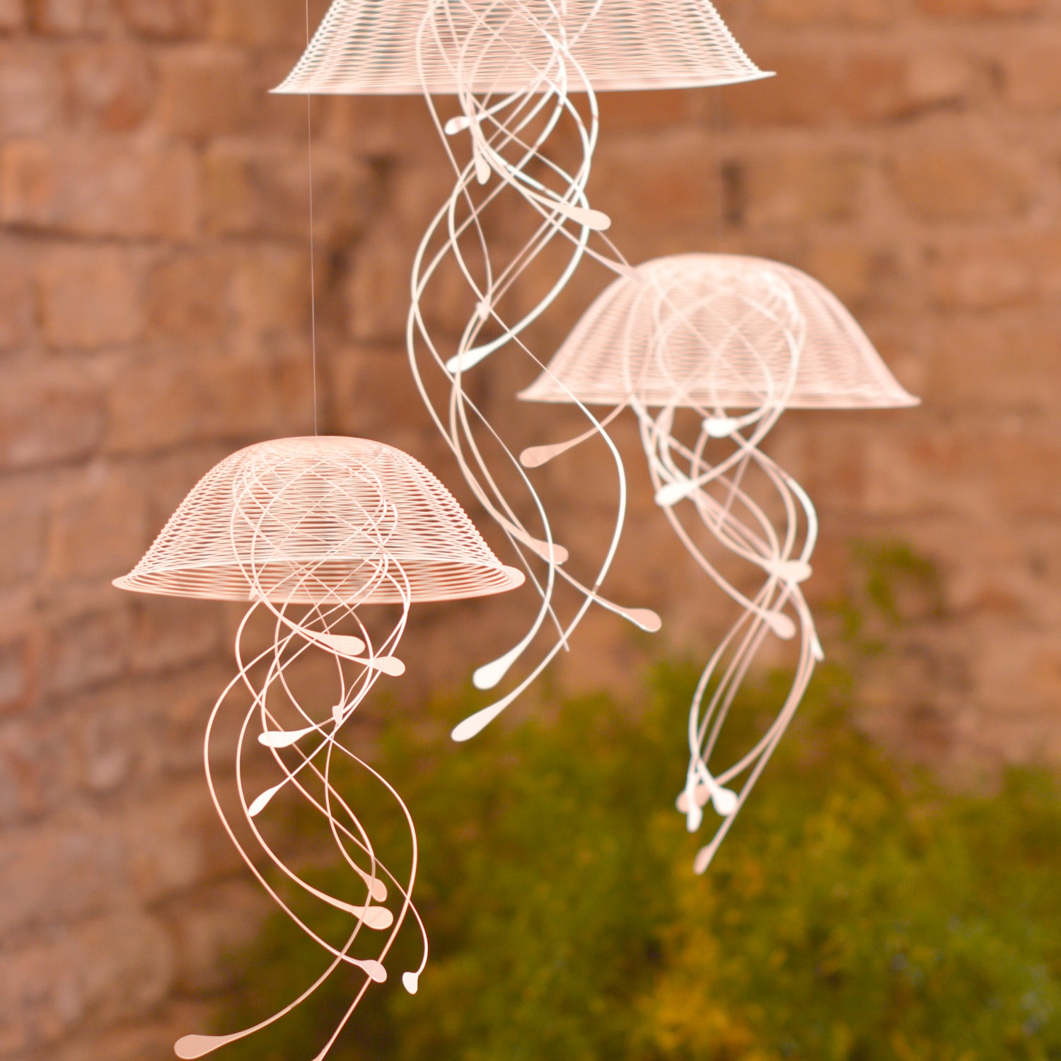 JELLINDAS, Quallen Hängeskulpturen, einzeln oder im 3er Set - Andrea Moseler