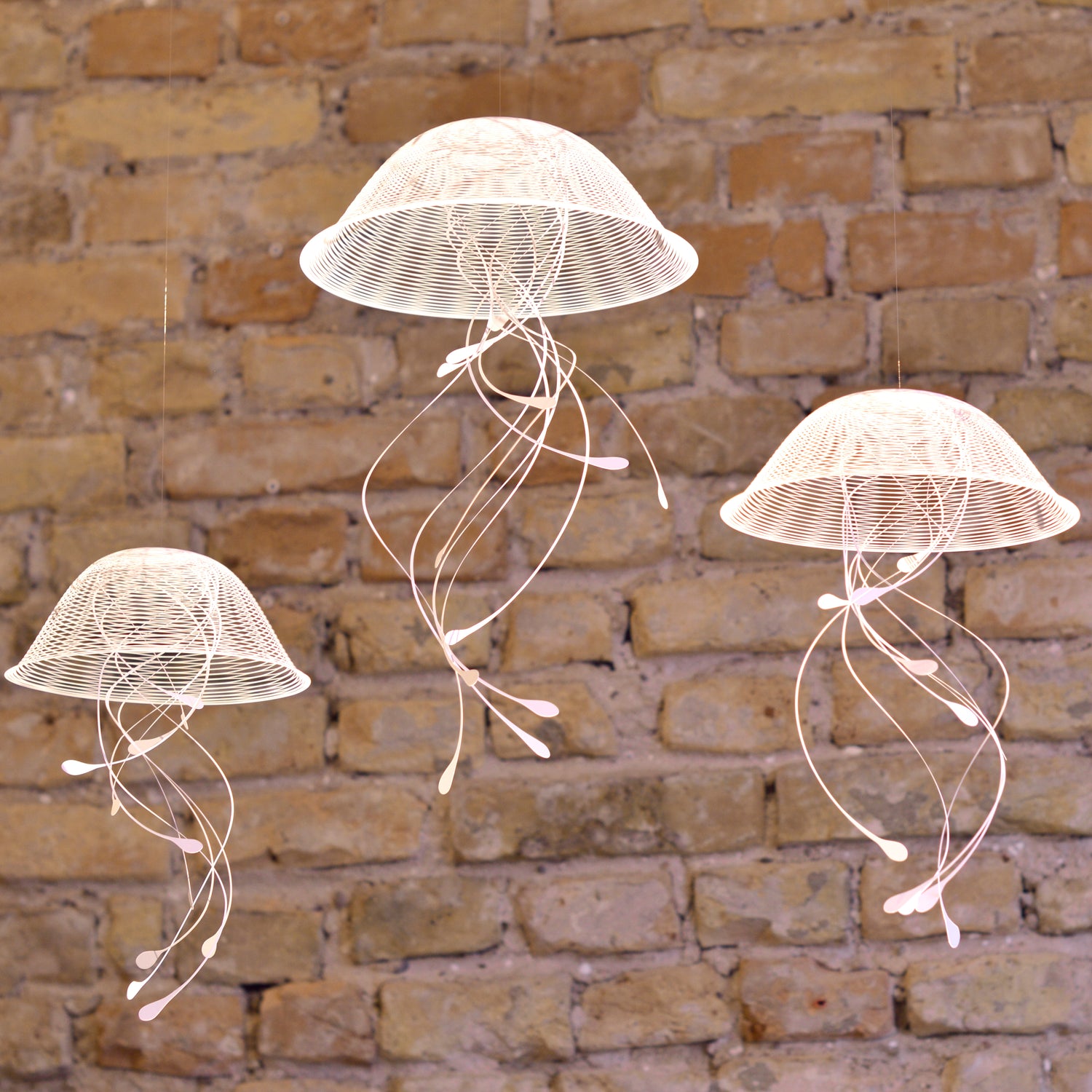 JELLINDAS, Quallen Hängeskulpturen, einzeln oder im 3er Set - Andrea Moseler